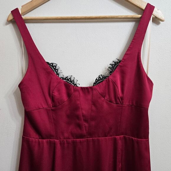 Fame and Partners Womens Ara Red Satin Lace Gown Dress 8 Romantic Vamp Trumpet - Picture 3 of 12